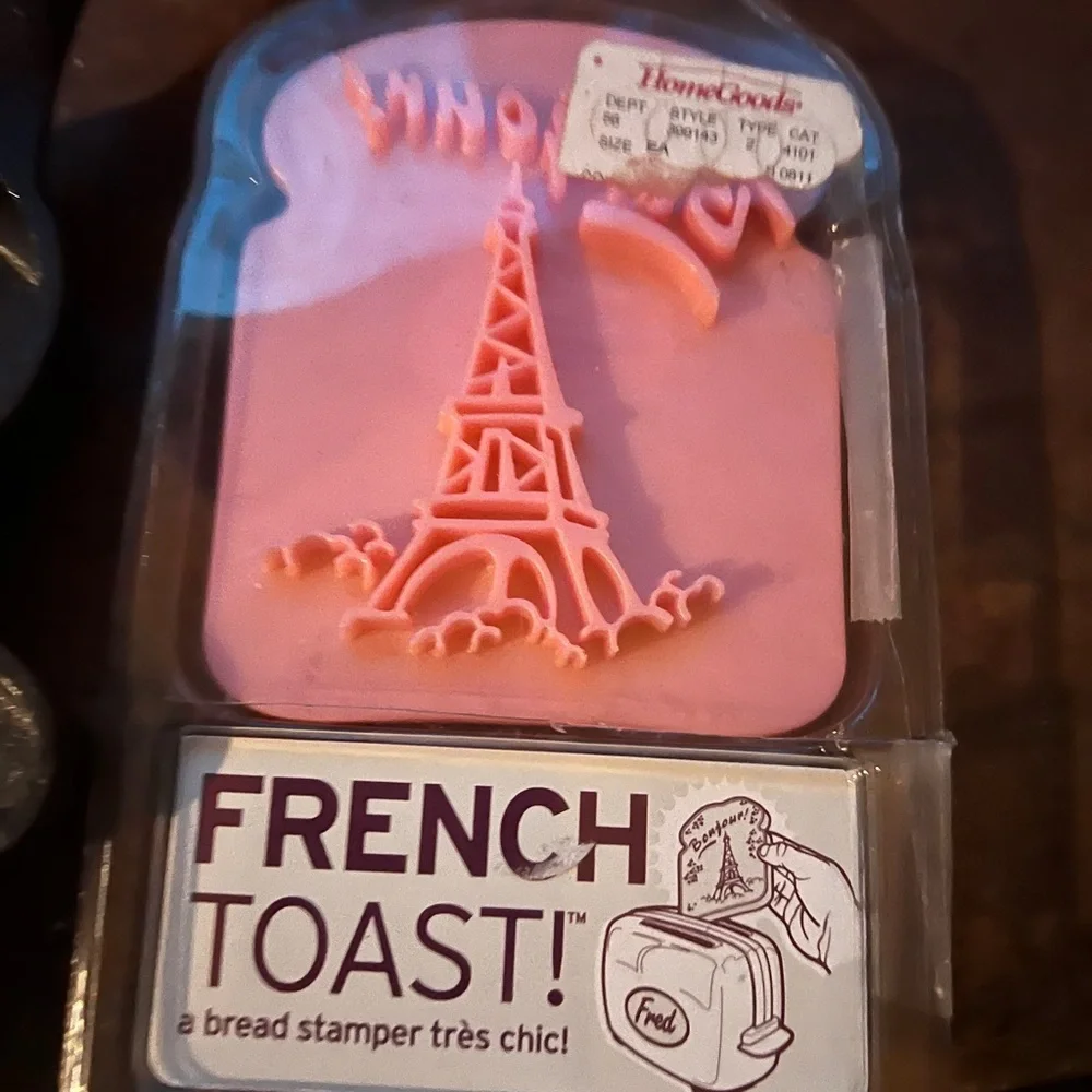 Cast Iron Black Bear Pancake Pan and Pink French Toast Stamp Breakfast Lot